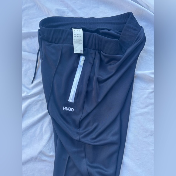 HUGO Men's Black Pants - Picture 6 of 8